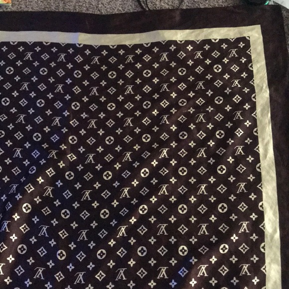 Meet your Posher, Ahlijah - Picture 5 of 5